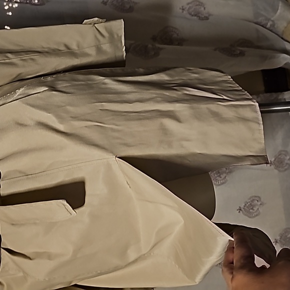 Beige Coat - Picture 10 of 16